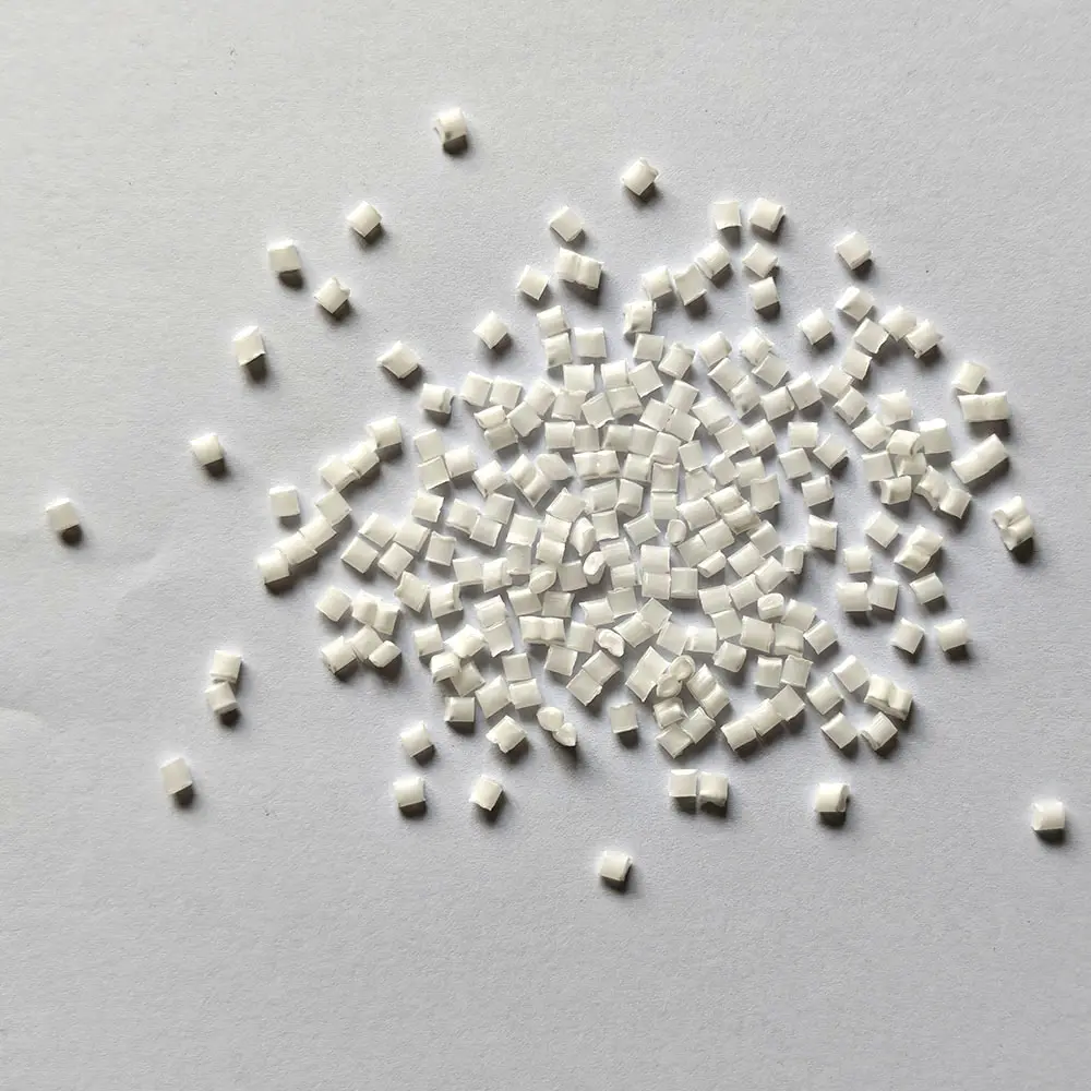 Quali sono le differenze tra polipropilene riempito di minerali ad alta resistenza e filler ordinari?